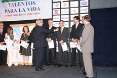 Cena Lanzamiento Talentos Emprededores